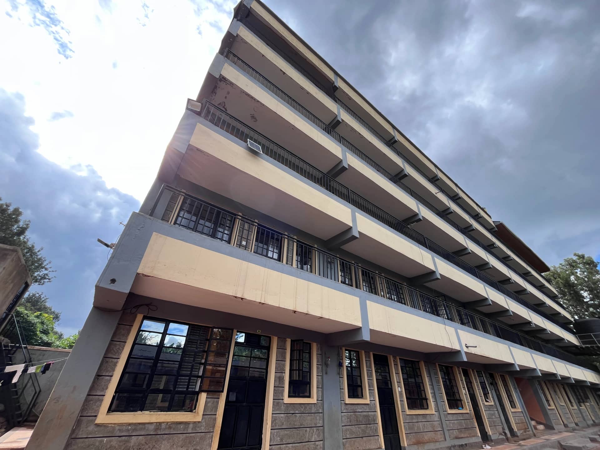 Mc Claire Apartment