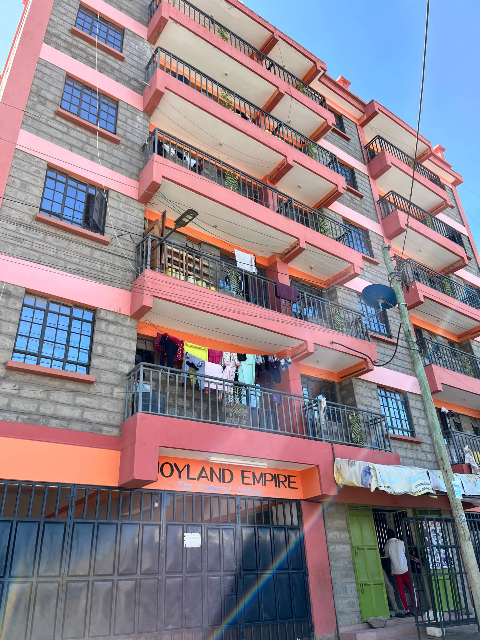 Joyland Empire Apartments