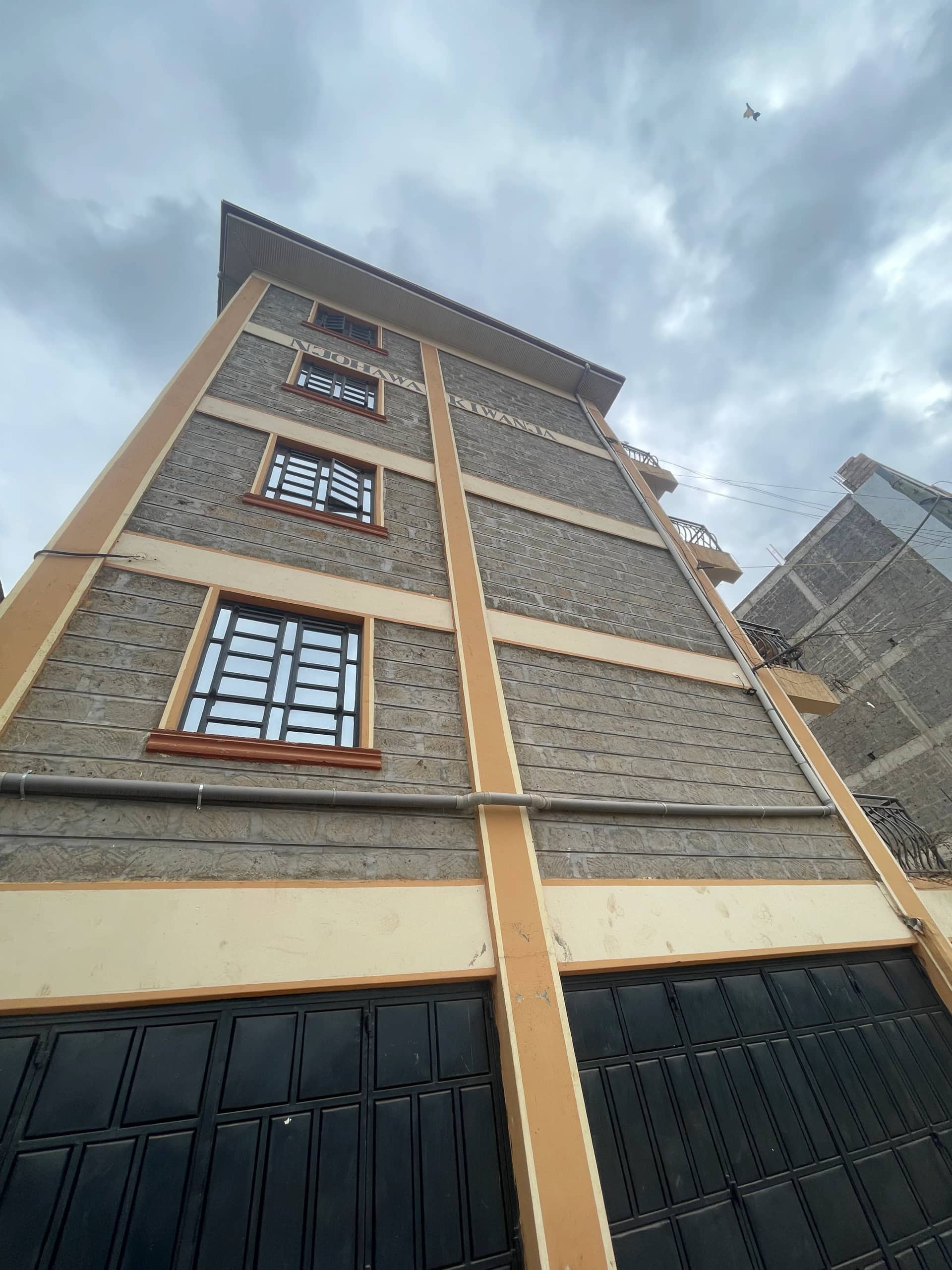 Njohawa Apartment