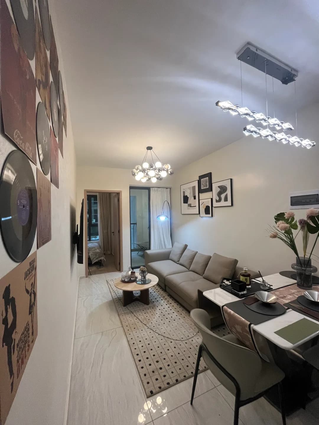 LIVING_ROOM
