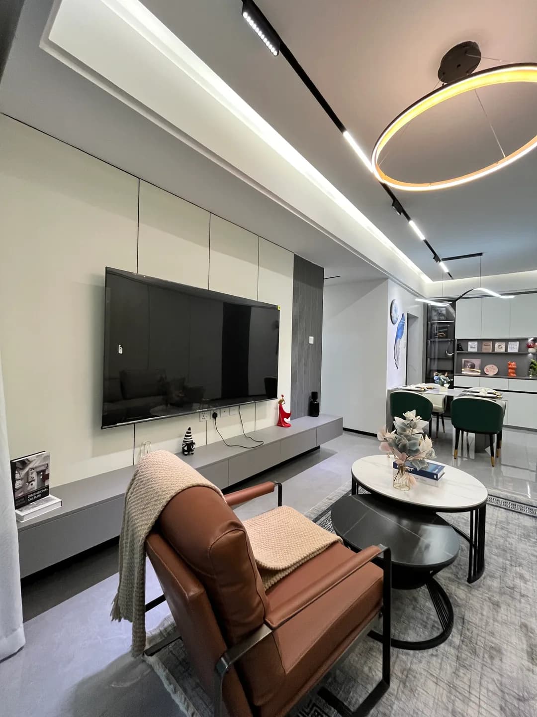 LIVING_ROOM