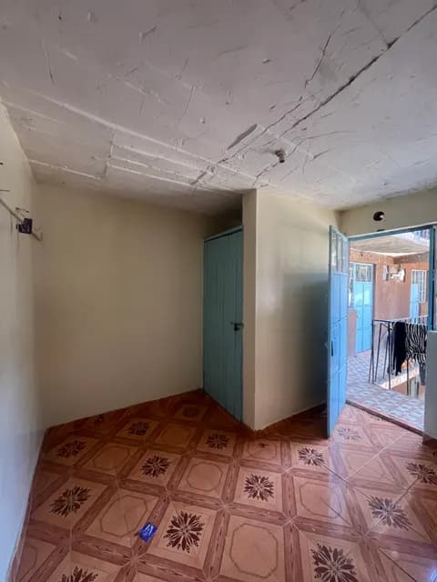 Studio / Bedsitter