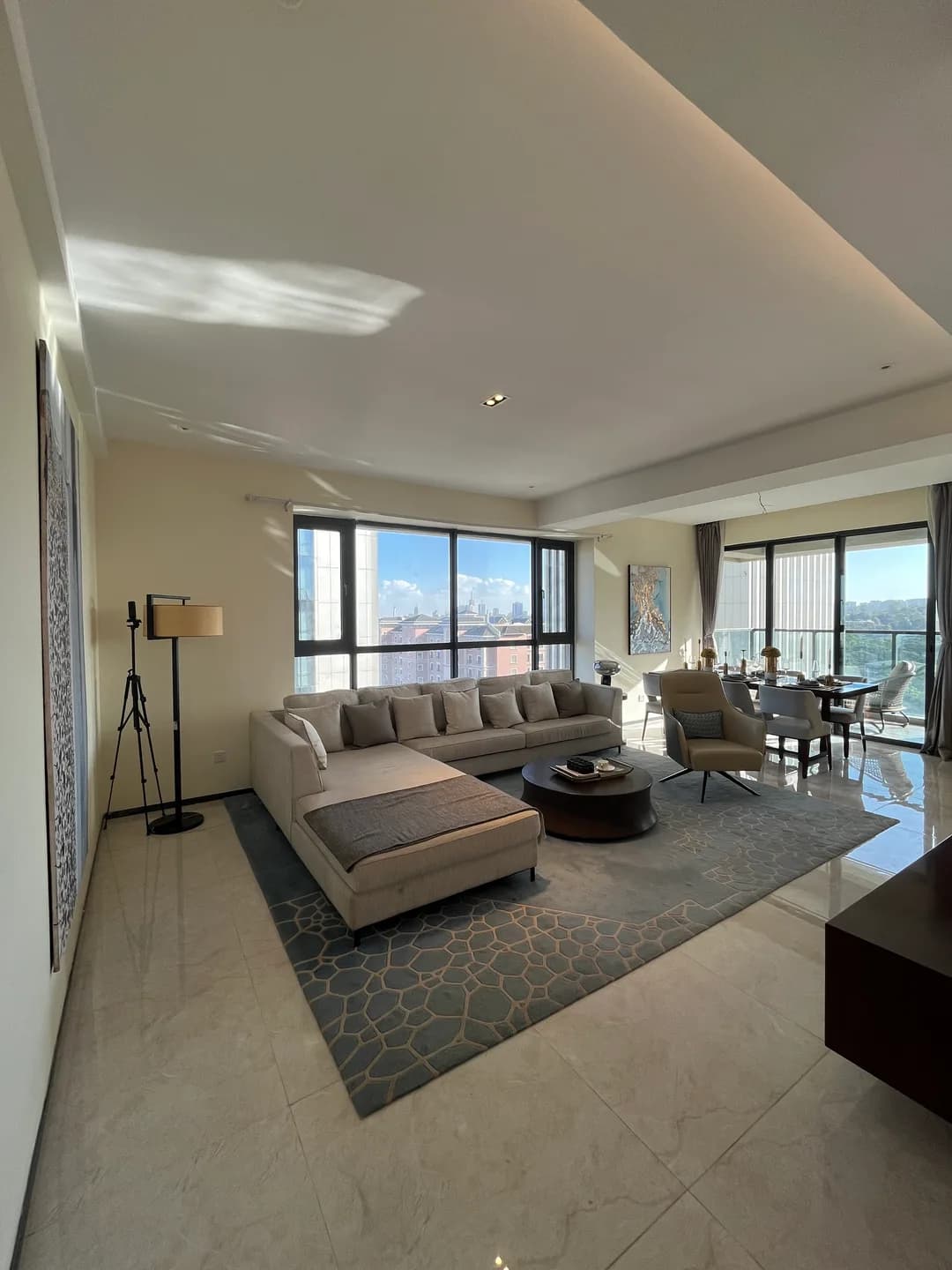 LIVING_ROOM