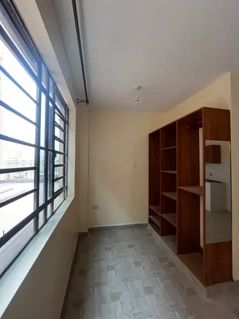 Studio / Bedsitter