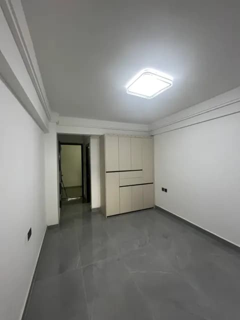 Studio / Bedsitter