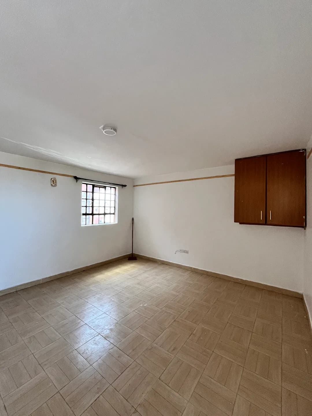 LIVING_ROOM
