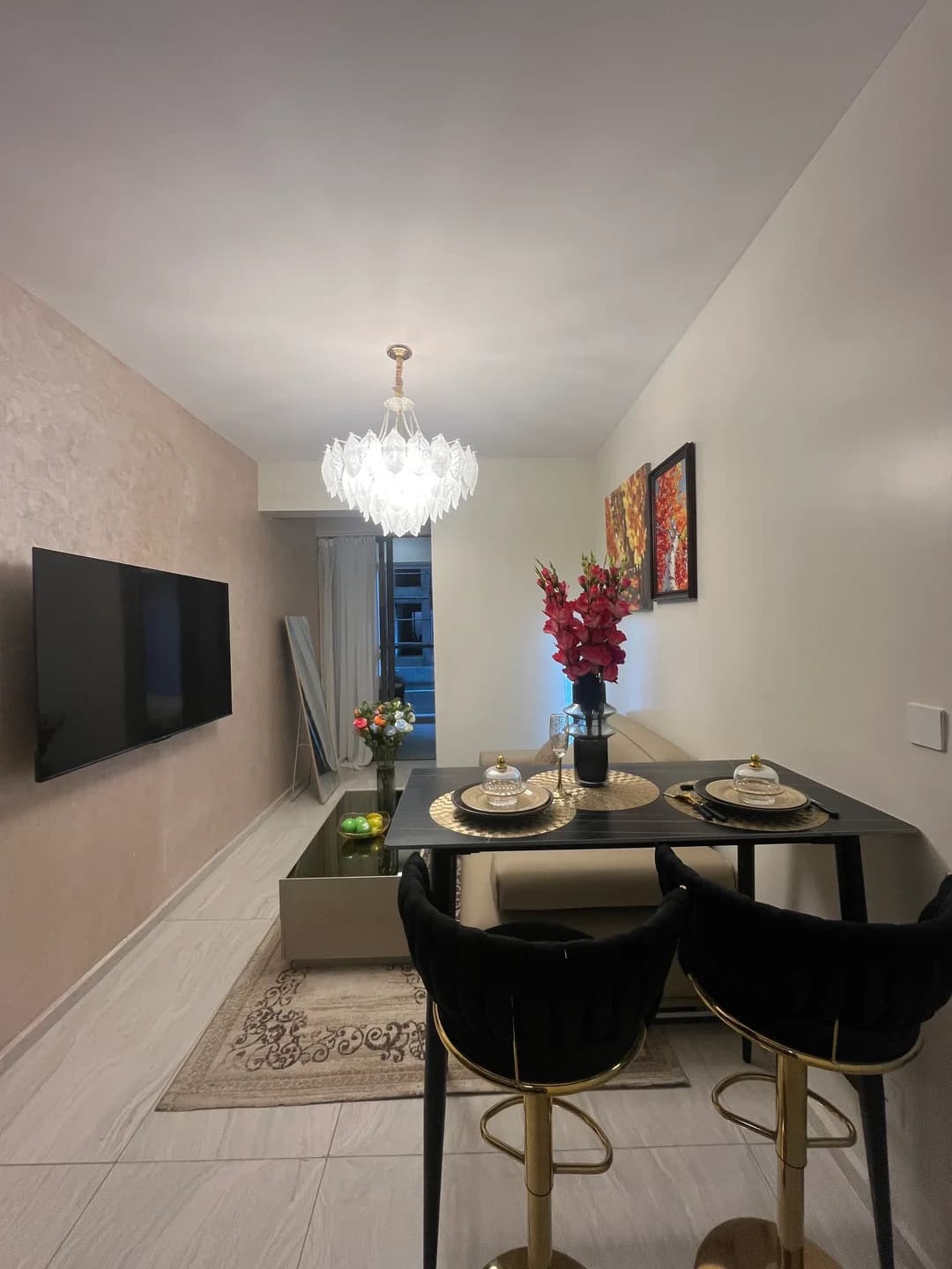 LIVING_ROOM
