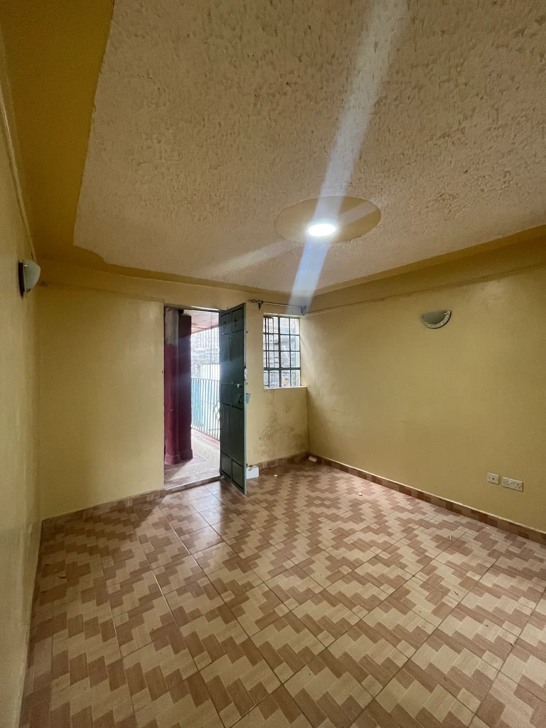LIVING_ROOM