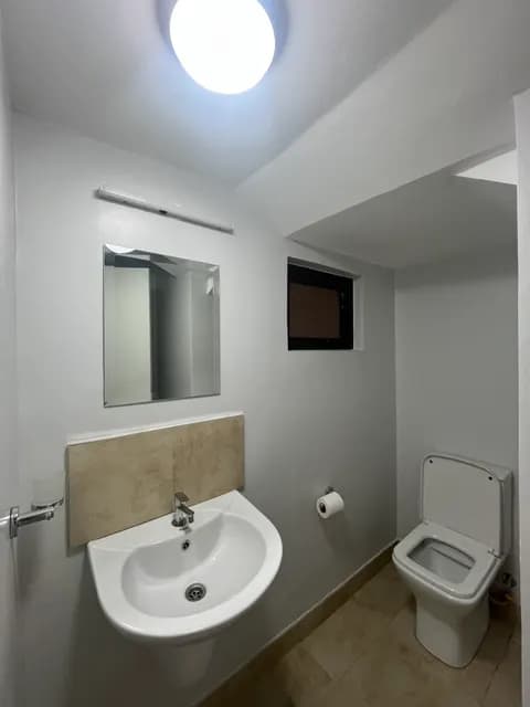 2 Bedroom