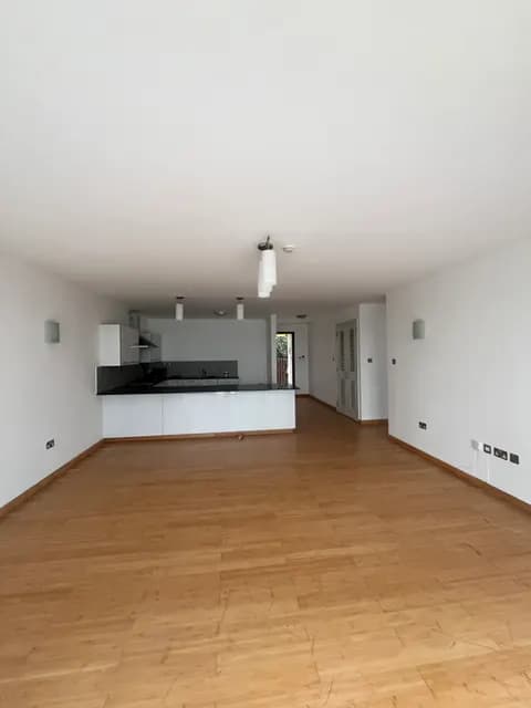 2 Bedroom
