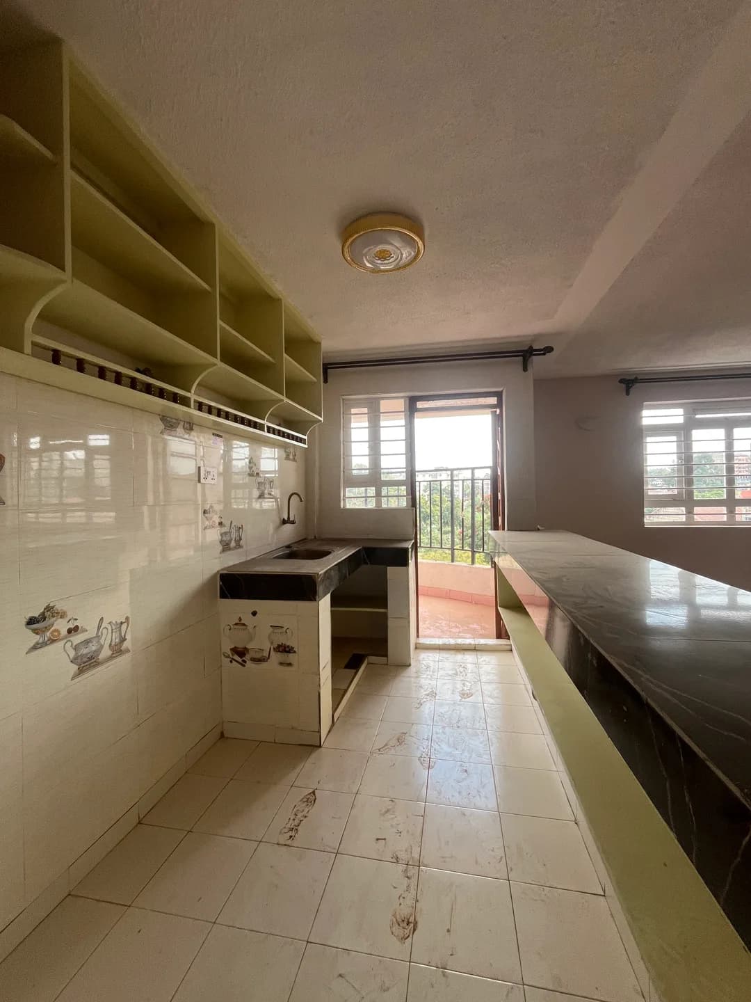 KITCHEN