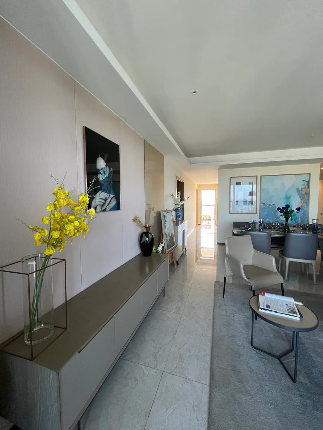 LIVING_ROOM