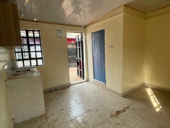 Bedsitter for Rent in Homeland, Thika Road – Ksh 10,000 (near Total Petro Station). Watch virtual tour and video house tour for free here.