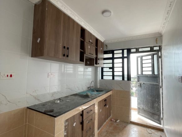 Peter's – 2 Bedroom Apartment for Rent in Tena (Near Shell Petrol Station)