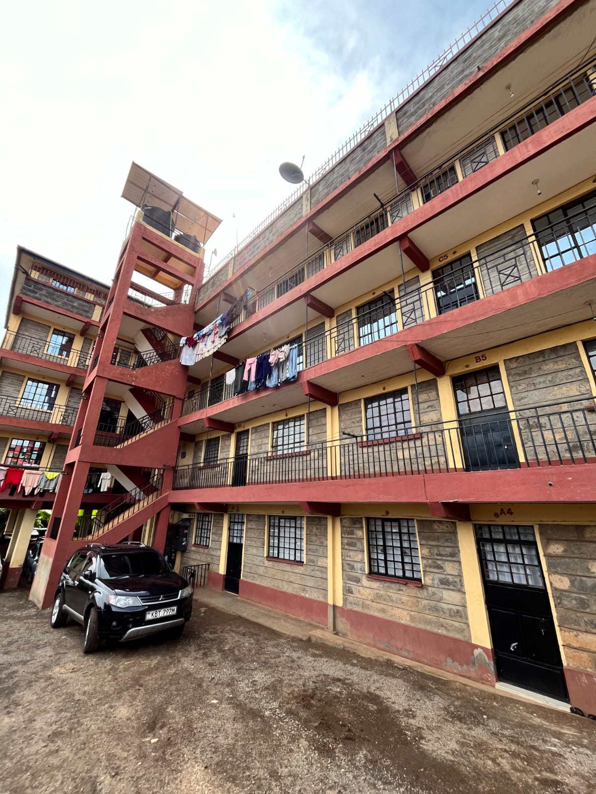 2 Bedroom Apartment for Rent near Christian foundation church, Banana posta road, Banana (#10119022601)