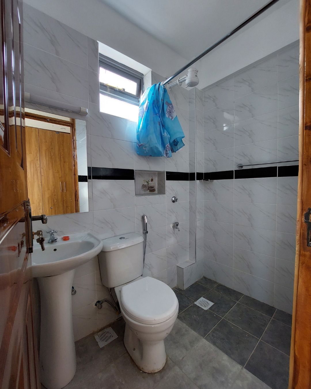 2 Bedroom Apartments for Rent – OJ Membley, Eastern Bypass. Bedsitters, 1 bedrooms & 2 bedrooms. Video & virtual tour available. 43,000