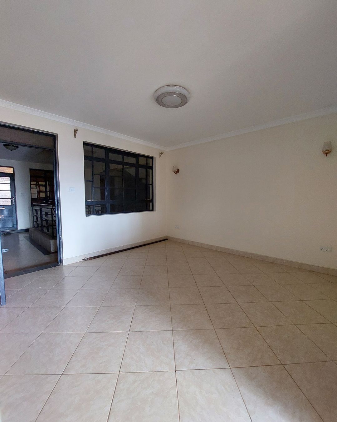 Spacious 2 Bedroom Apartment for Rent – Mirema, Nairobi. Videos & virtual tours available. Rent: KSh 36,000/month Reemio