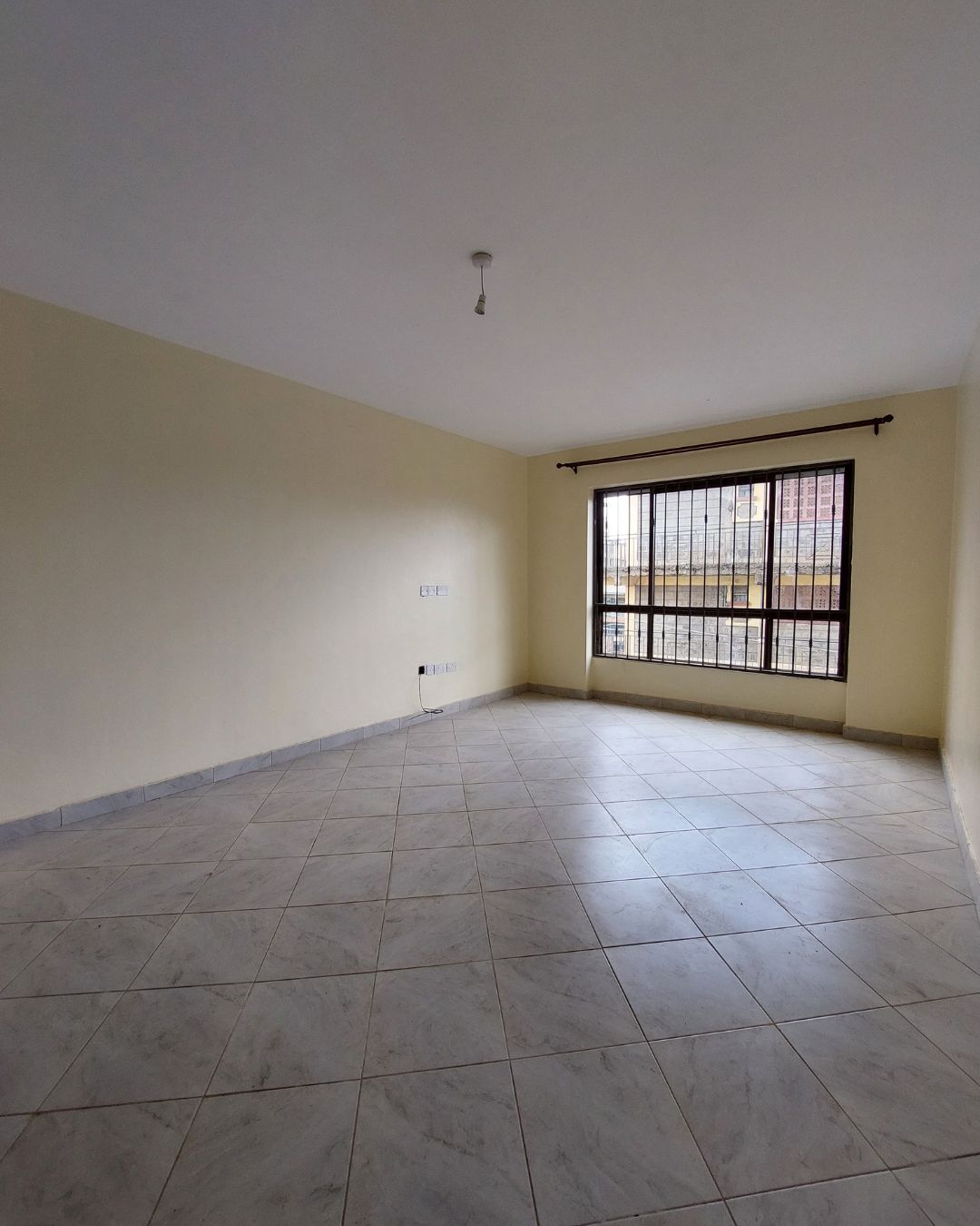 2 Bedroom Apartments for Rent in Kahawa Wendani. Videos & virtual tours available. Walking distance to the road. Rent: 39,000 Reemio