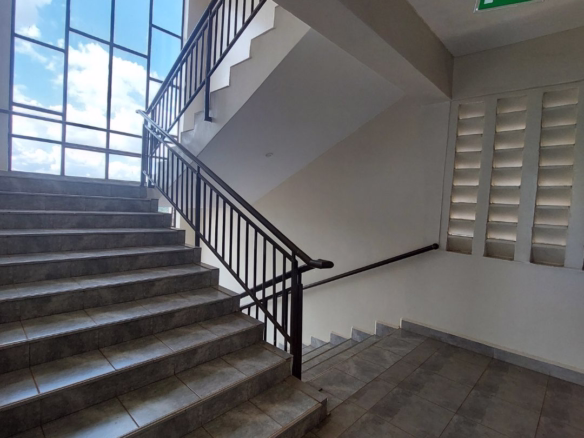 3 Bedroom Apartment for Rent in Thindigua, Kiambu Road – Ksh 50,000. Watch free videos & virtual tours of the house here. Reemio