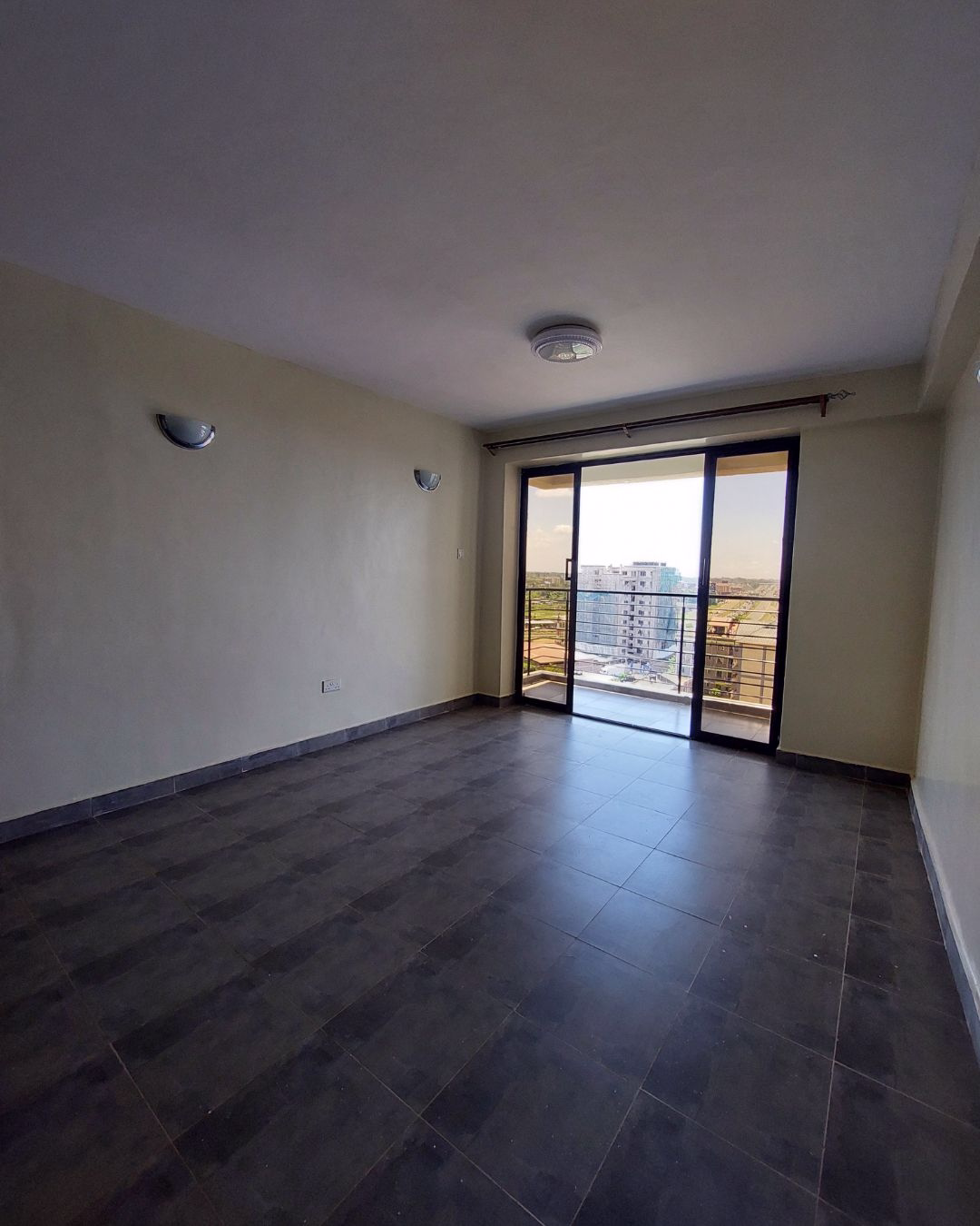 2 Bedroom Apartment for Rent in Clay City Thika Road | Ksh 35,000. Watch free videos & virtual tours of the house here. Reemio