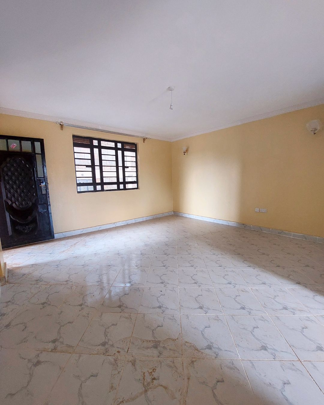 2 Bedroom Apartment for Rent in Maziwa Kamiti Road | Ksh 35,000. Watch free videos & virtual tours of the house here. reemio