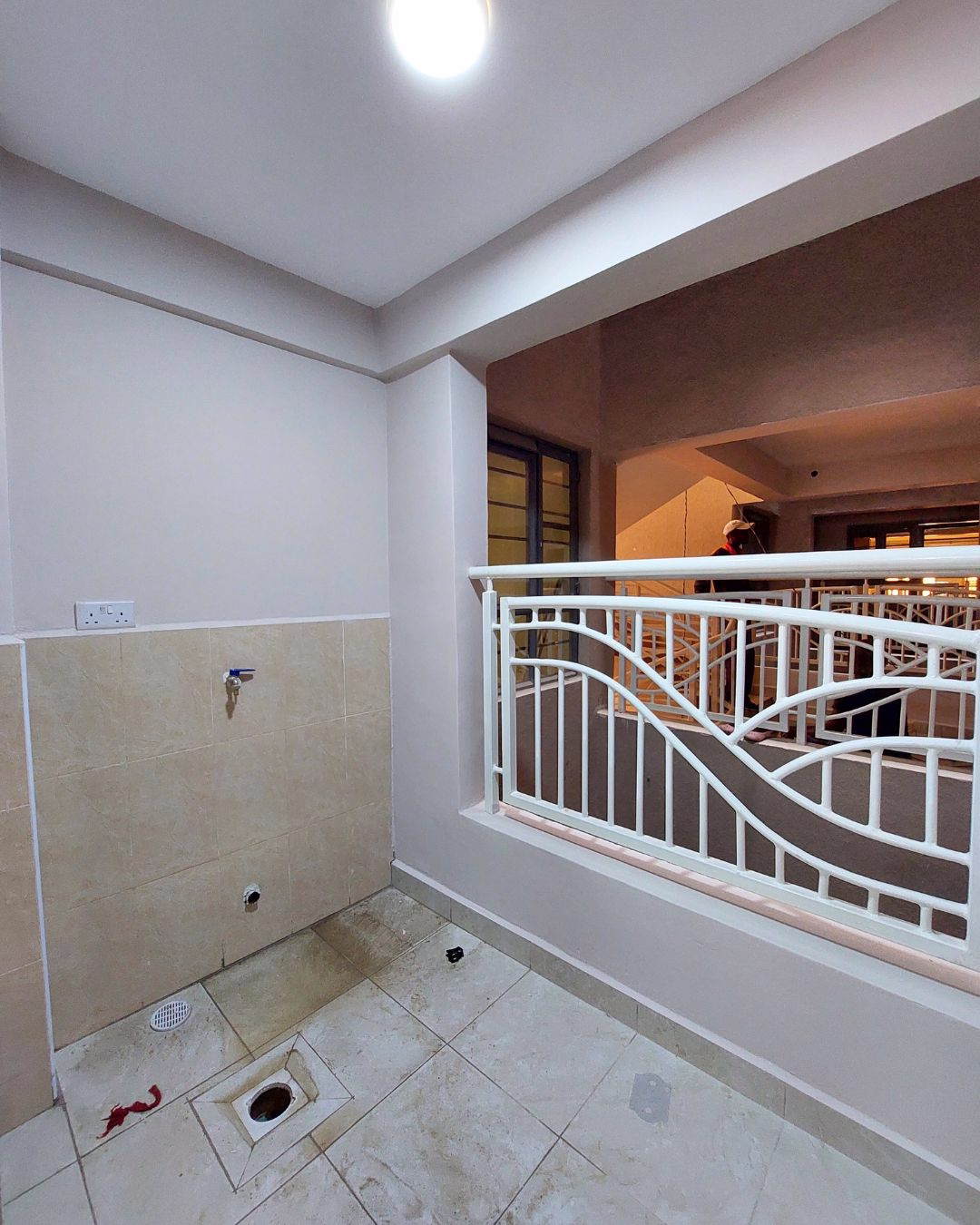 2 Bedroom Apartment for Rent at Charred Oak, OJ Membley – Ksh 34,000. Watch free videos & virtual tours of the house here. Reemio