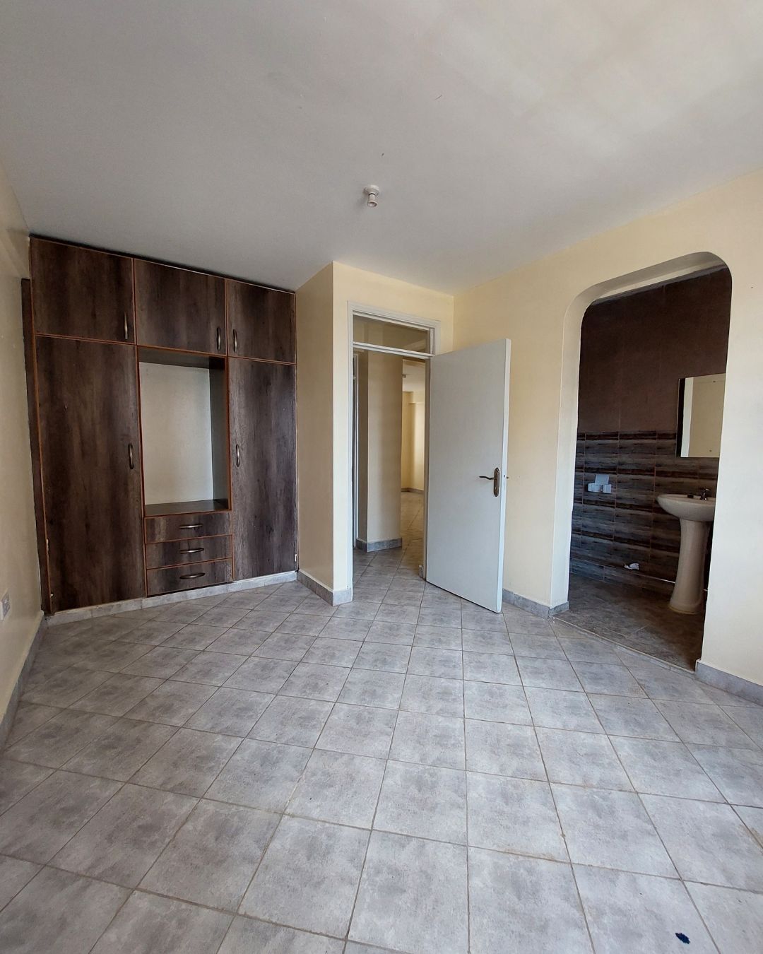 2 Bedroom Apartments for Rent with Spectacular Views – Mirema, Nairobi. Videos & virtual tours available. Rent: 28,000 per month Reemio