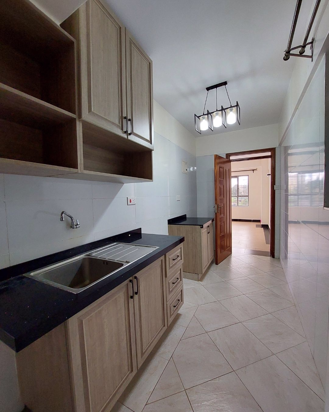 1 Bedroom Apartment for Rent – Kamiti Road | Ksh 30,000. Watch free videos & virtual tours of the house here. reemio