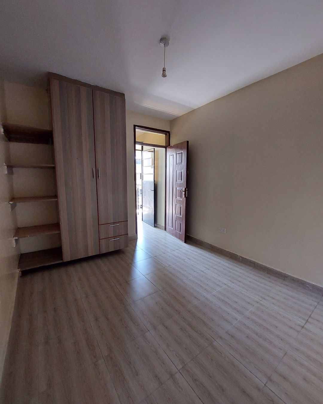 1 Bedroom Apartment for Rent in Clay City Thika Road | Ksh 25,000. Watch free videos & virtual tours of the house here. REEMIO