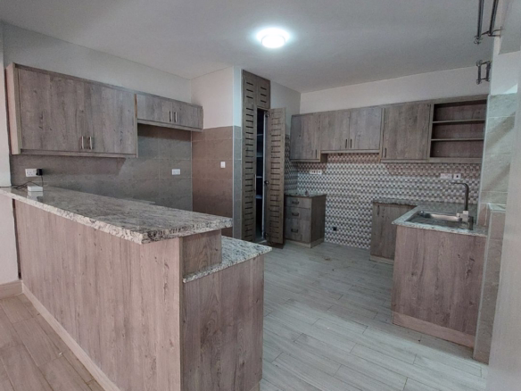 Very Spacious 3 Bedroom Apartment for Rent – Nalani Homes, Ruaka | Ksh 65,000. Watch free videos & virtual tours of the house here. Reemio