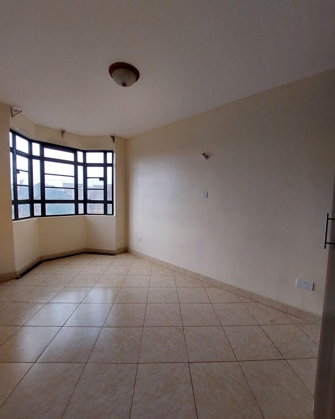 Spacious 2 Bedroom Apartment for Rent – Mirema, Nairobi. Videos & virtual tours available. Rent: KSh 36,000/month Reemio