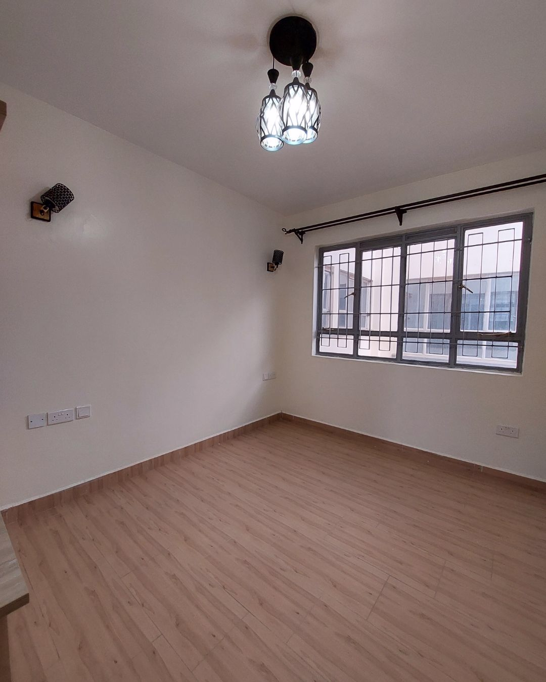 1 Bedroom Apartment for Rent – Kamiti Road | Ksh 30,000. Watch free videos & virtual tours of the house here. reemio