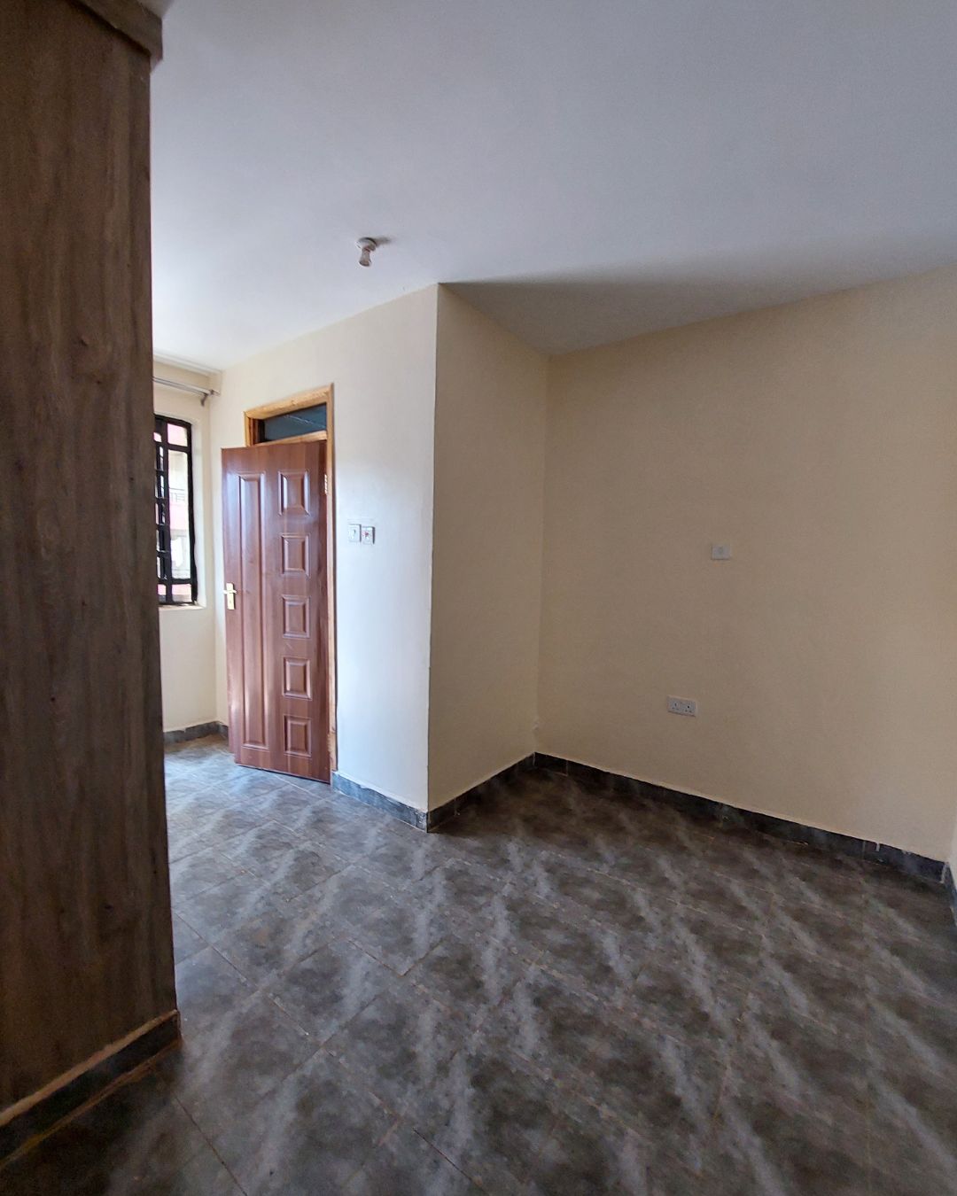 2 Bedroom Apartment for Rent in Mirema, Nairobi. Videos & virtual tours available. Rent: KSh 25,000/month Reemio