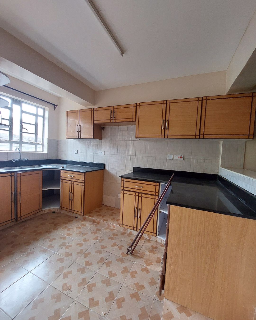 The Yacht 2 Bedroom Apartment for Rent in Thindigua, Kiambu Road – Ksh 35,000. Watch free videos & virtual tours of the house here.