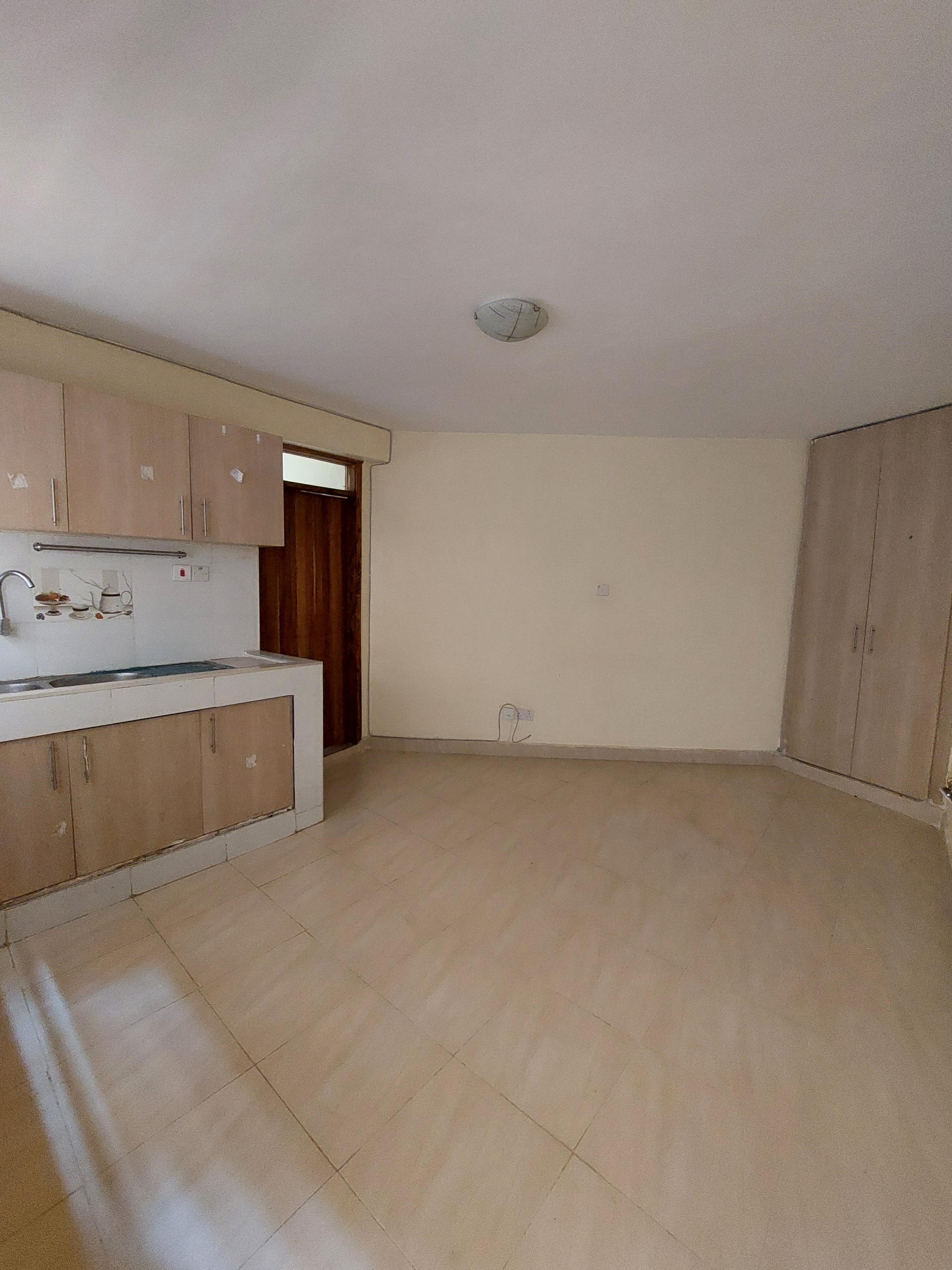 Bedsitter for Rent – Clay City, Kiambu (Near CITAM Church). Rent 10,000 per month. Watch virtual tour and video tour for free here.