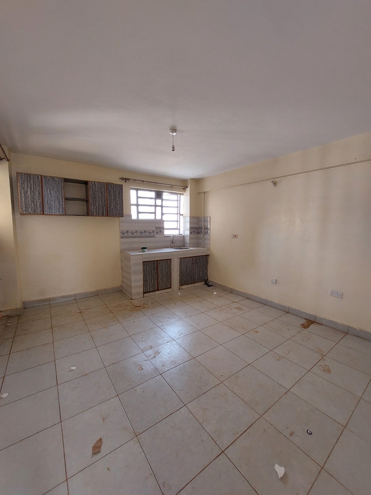1 Bedroom Apartment for Rent – Clay City, (Near PCEA Joy Valley). Rent 18,000 per month. Watch virtual tour and video tour for free, here