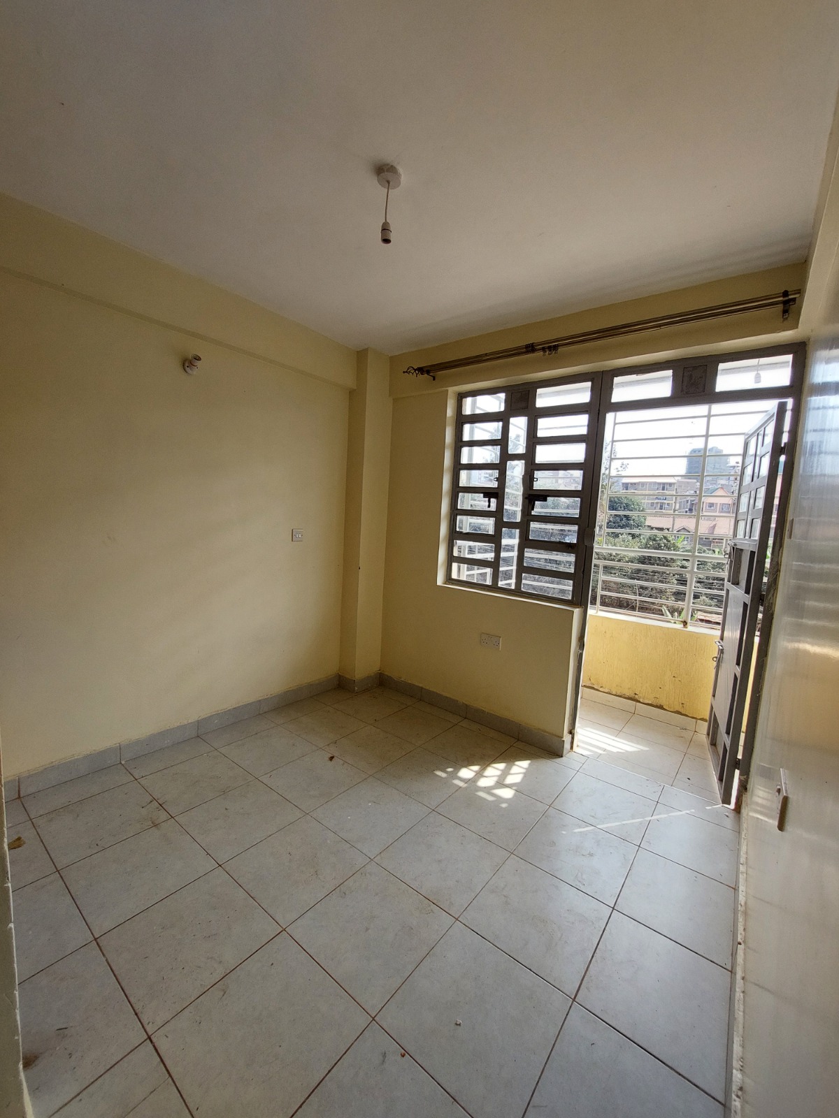 1 Bedroom Apartment for Rent – Clay City, (Near PCEA Joy Valley). Rent 18,000 per month. Watch virtual tour and video tour for free, here