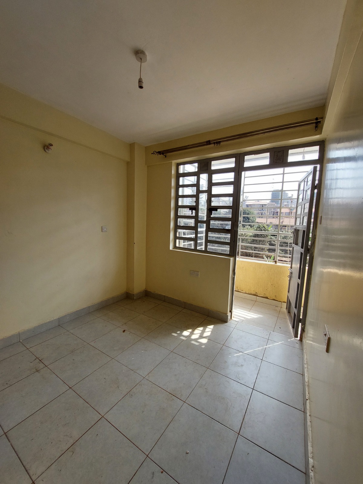 1 Bedroom Apartment for Rent – Clay City, (Near PCEA Joy Valley). Rent 18,000 per month. Watch virtual tour and video tour for free, here