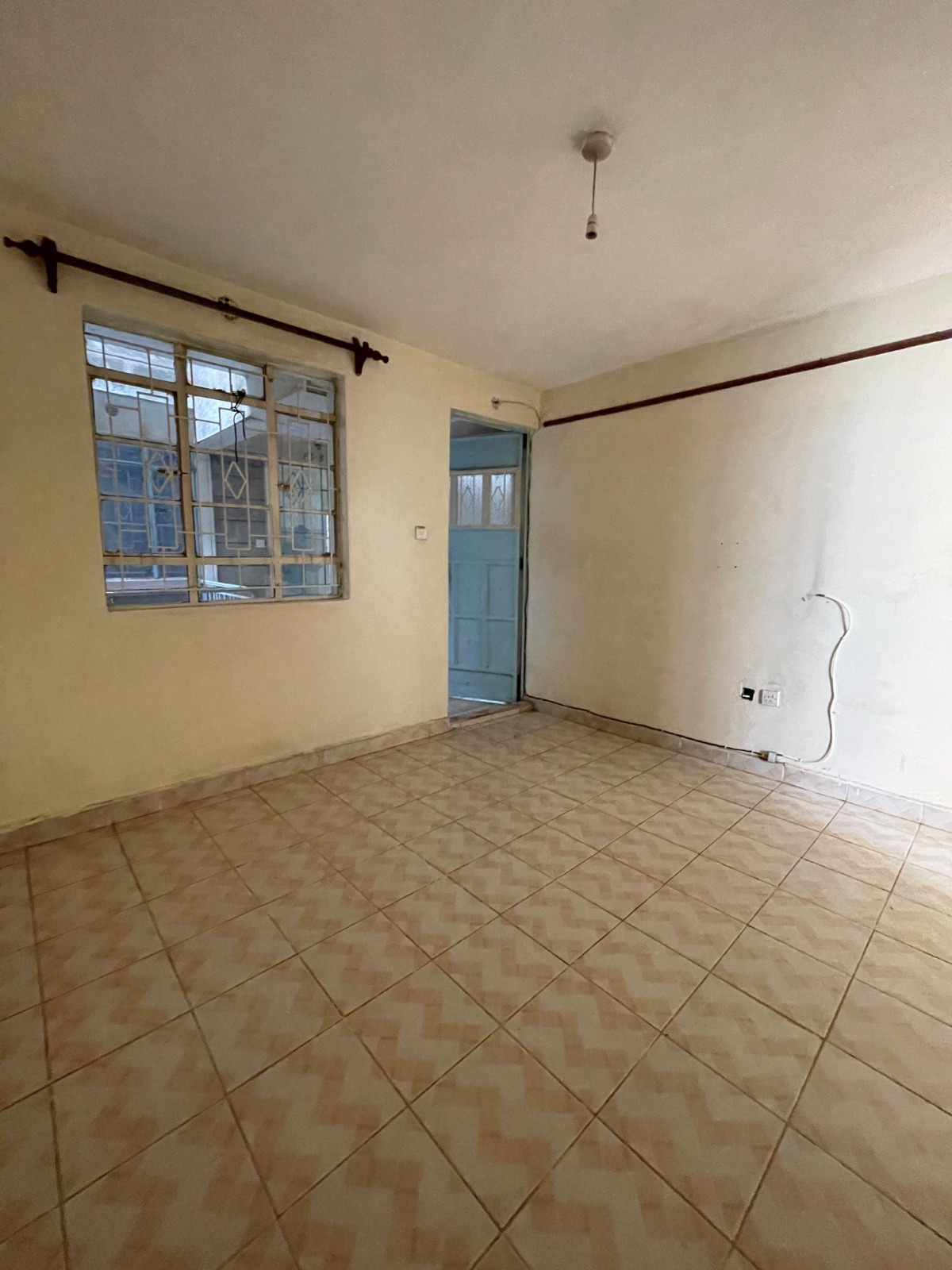 Jogim Apartments – 2 Bedroom Apartment for Rent, Roysambu. Rent: 20,000. Watch virtual tour and apartment tour for free, here