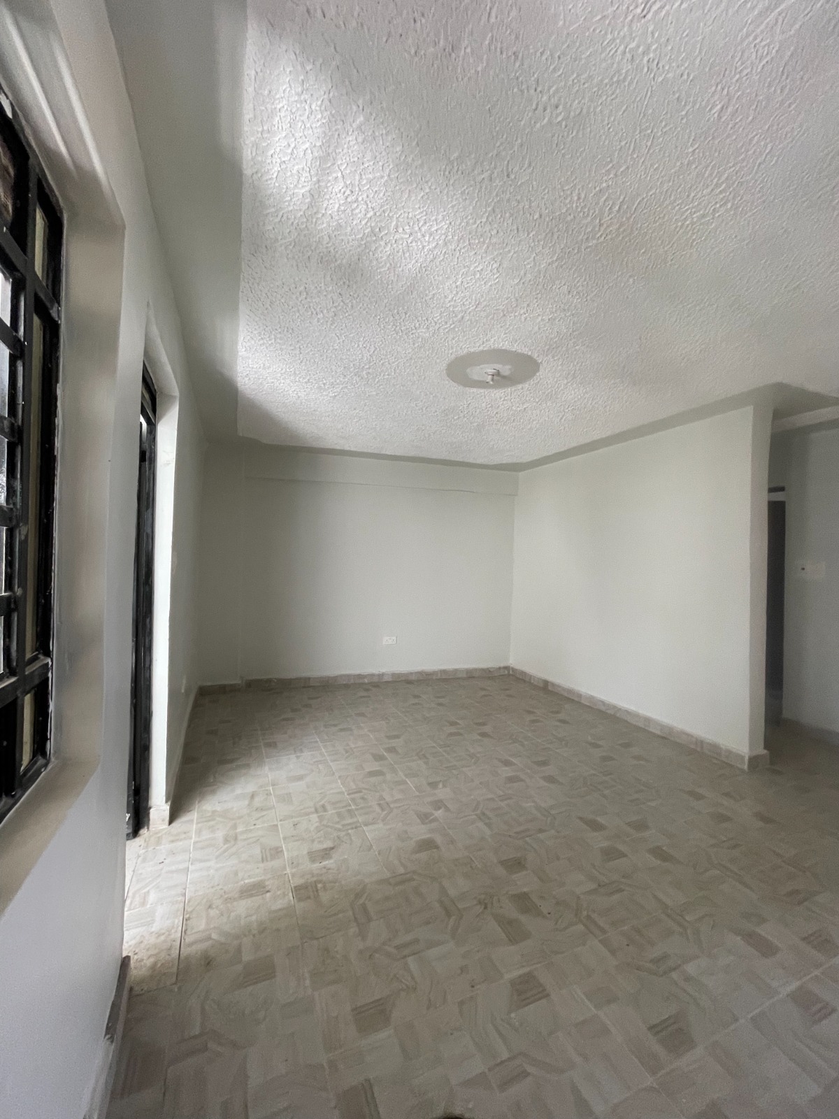 Black and Grey – 1 Bedroom Apartment for Rent, Uthiru