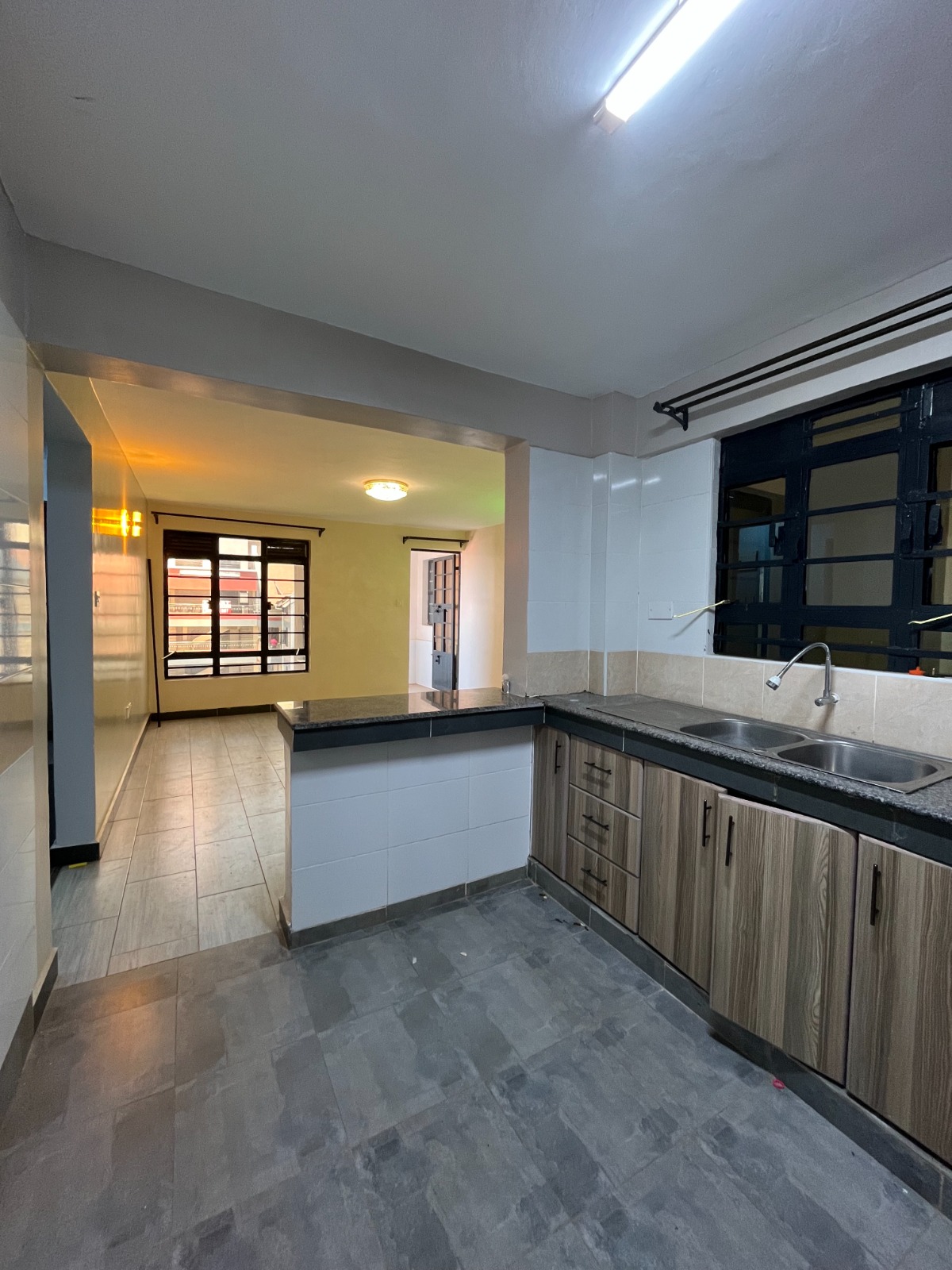 Circuit Apartments – 2 Bedroom Ensuite for Rent, OJ (Bypass, near Tatu Chapel)