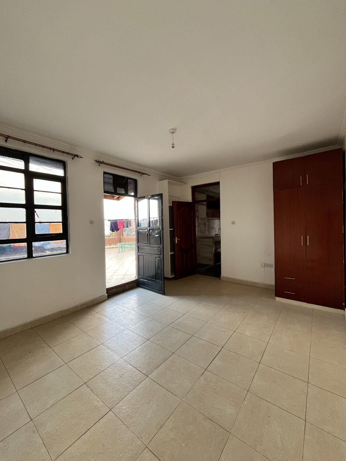 Hill Park Suites – Studio Apartment for Rent, Thome (Near Rubis Thome)