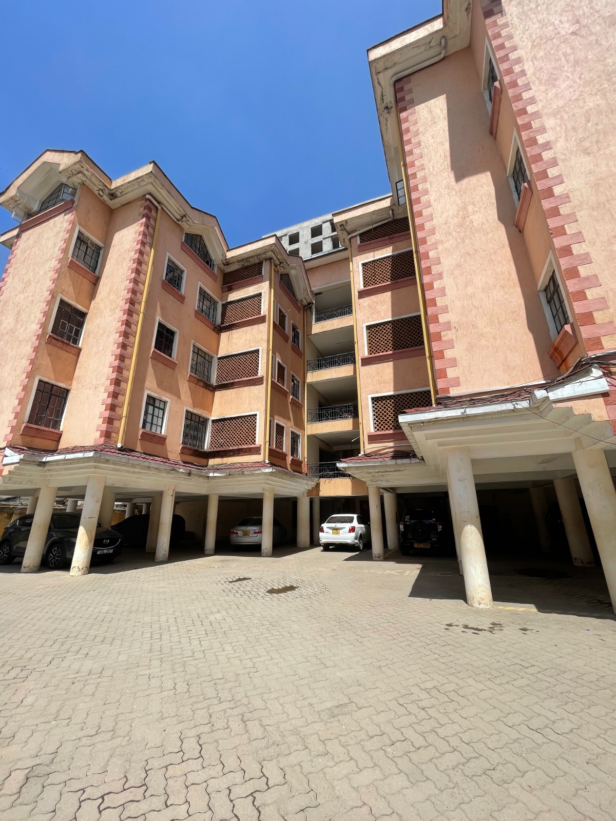 29 – 2 Bedroom Apartment in South C (Near Vickers Hub)