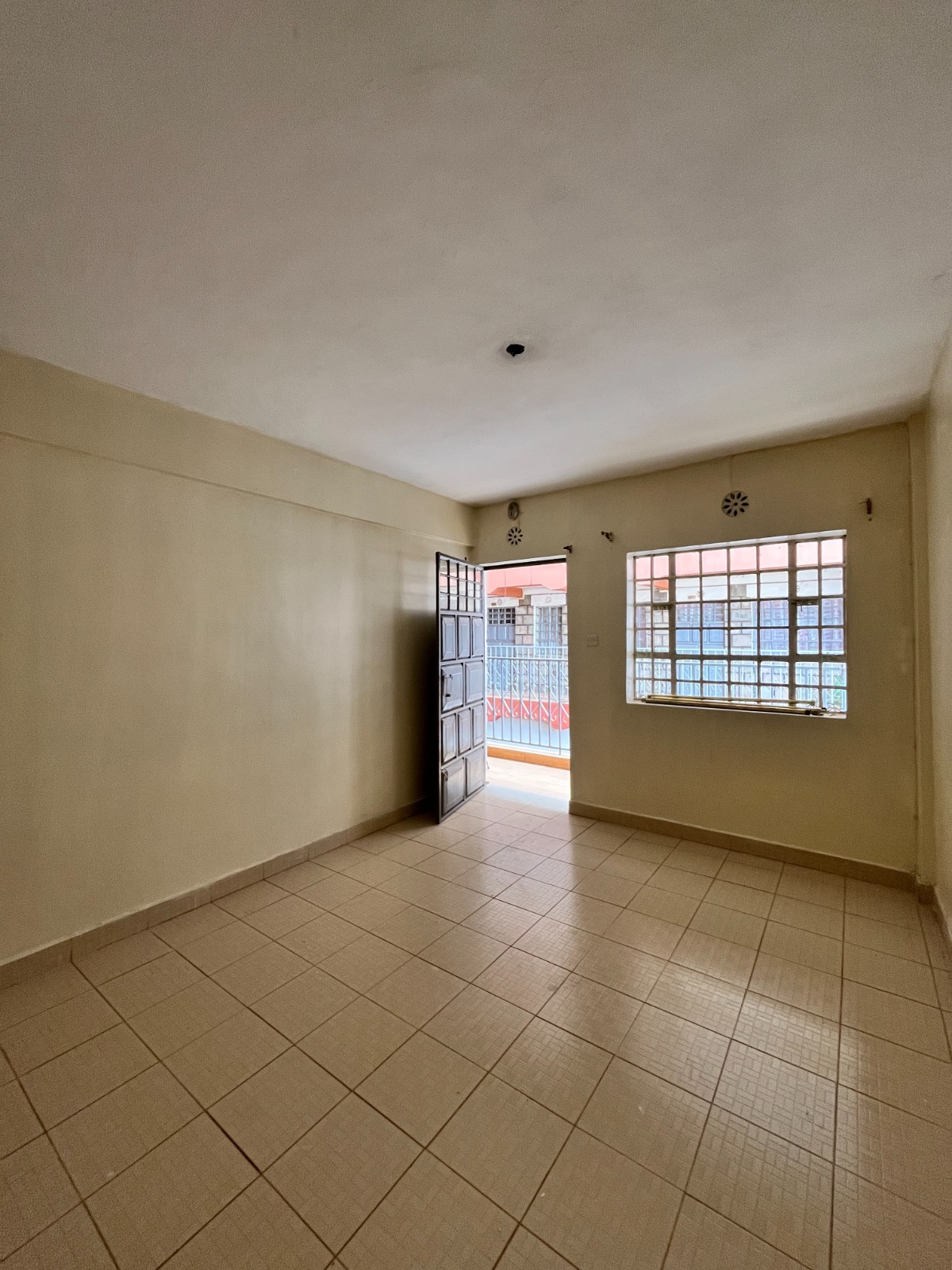 WhatsApp Image 2025-10-20 at 03.56.08 (1) Elmar – 1 Bedroom Apartment in Juja (Near Shell Petro)