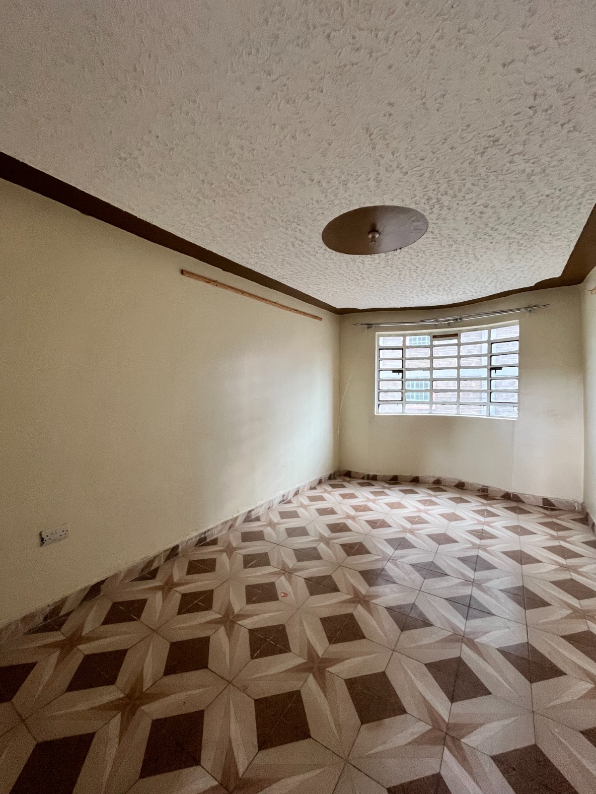 WhatsApp Image 2025-10-20 at 04.51.49 Rail View – 2 Bedroom Apartment in Kenyatta Road, Thika Road (Near Railway Station)