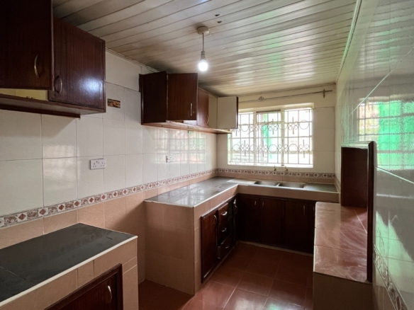 Felis' - 3 Bedroom Townhouse for Rent, Donholm (Near Abrar Health Services, Savannah Road)