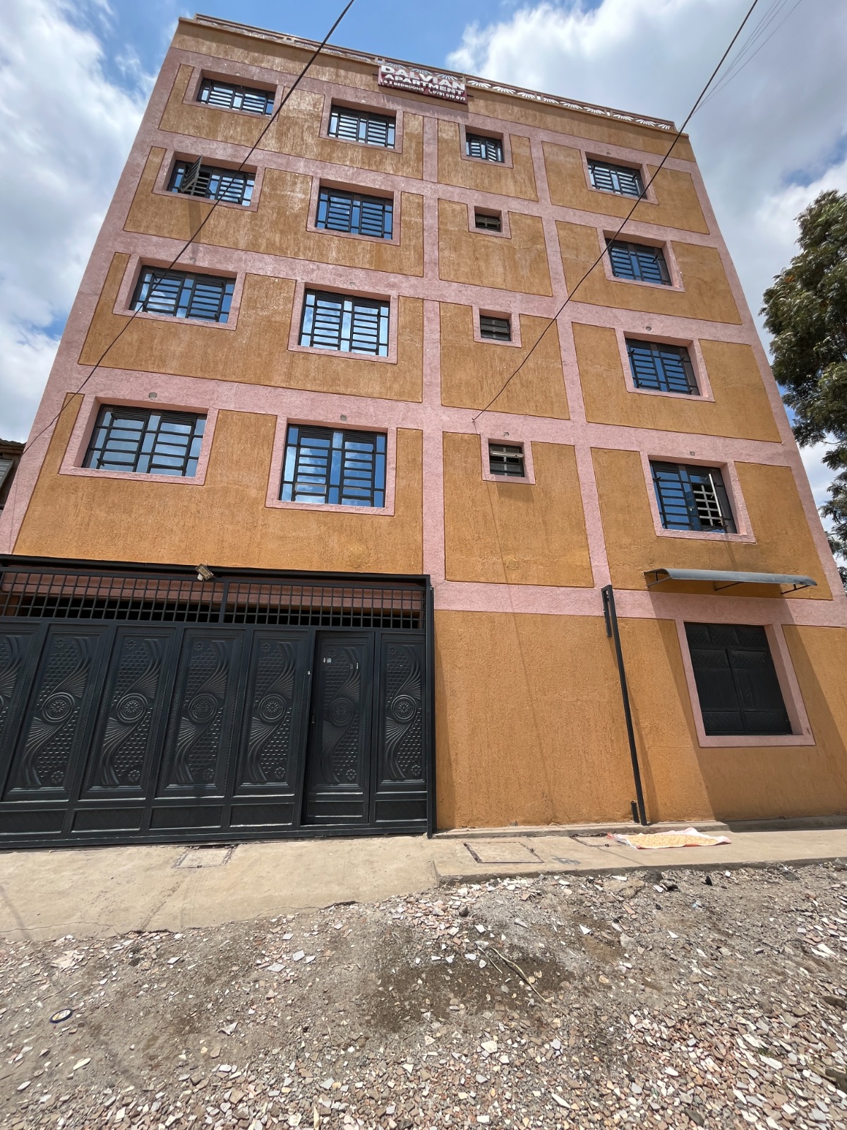 WhatsApp Image 2025-10-23 at 15.55.48 (1) Dalvian Apartments – 3 Bedroom Apartment for Rent, Utawala (Near Magunas Supermarket)