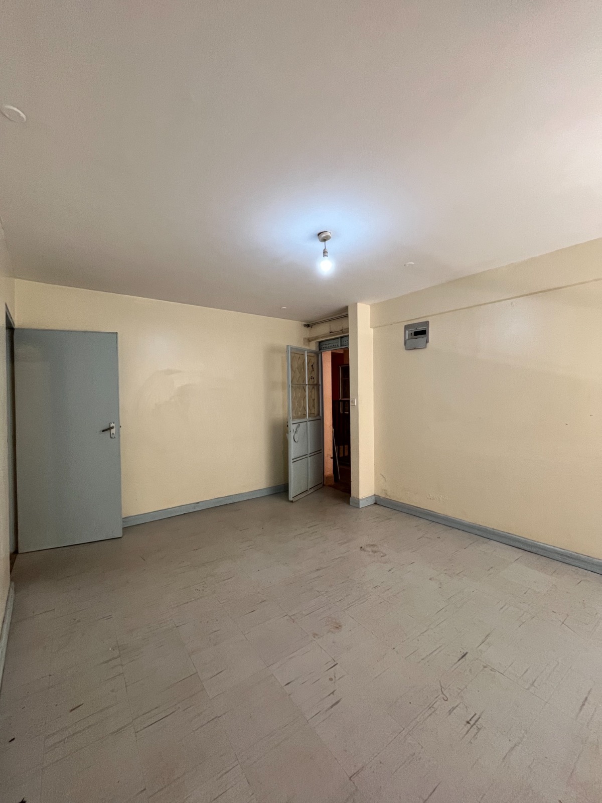 WhatsApp Image 2025-10-25 at 09.23.01 (2) 1 Bedroom Apartment for Rent in Thome (Behind Star Thome Apartment)