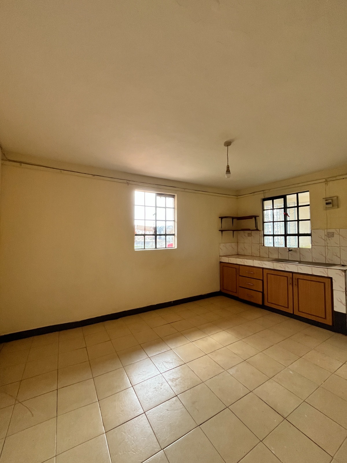 WhatsApp Image 2025-10-25 at 11.26.32 (2) Bedsitter for Rent in Thika Road (Near Rehema RH Hospital, Car Wash Area)