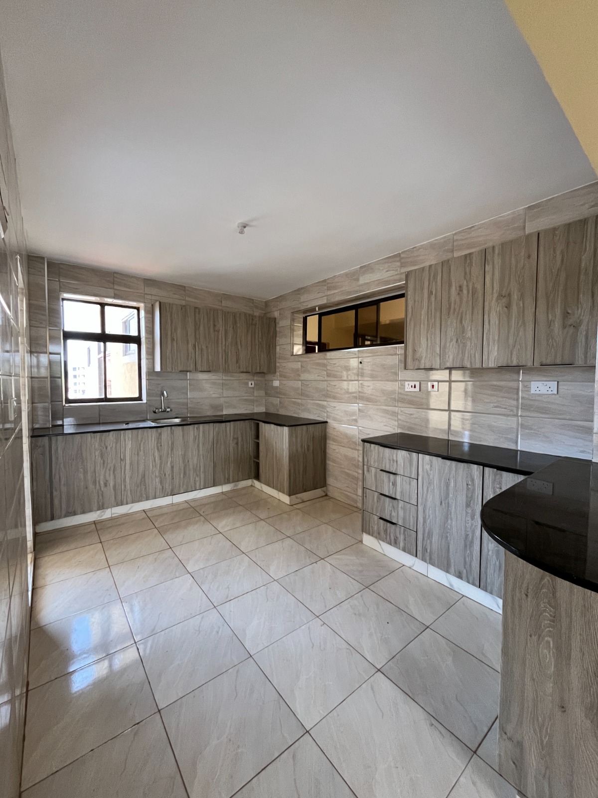 WhatsApp Image 2025-10-25 at 16.10.23 (1) Baraka Residency – 3 Bedroom All Ensuite Apartment for Rent, Thindigwa (Near Cozy Haven)